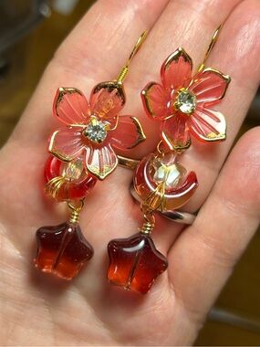 3/$25 Celestial Pink Flower Drop Earrings with Gold Accents